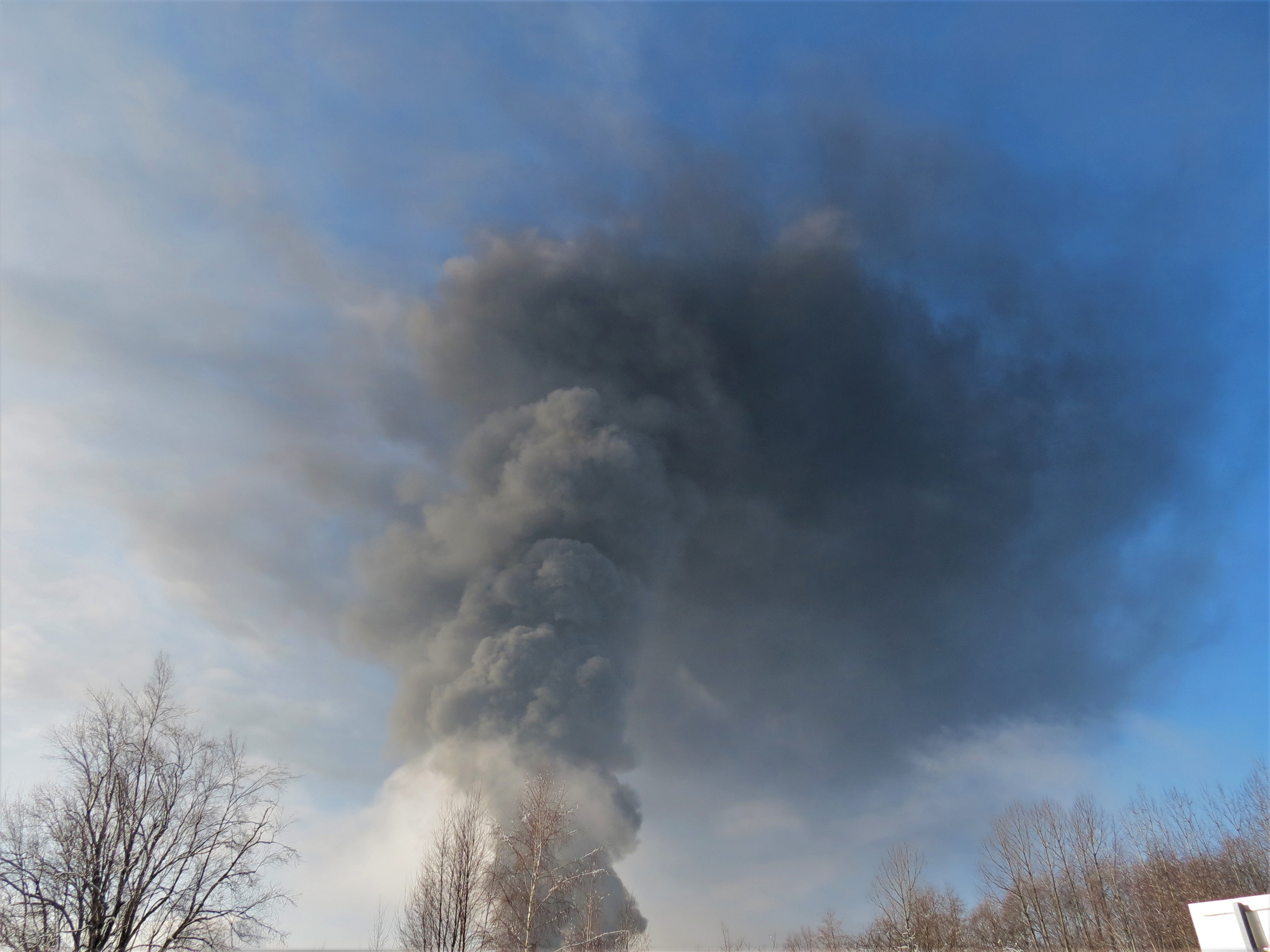 Plume visible from train derailment with fire in Custer as viewed from Bruce Road (December 22, 2020). Whatcom News