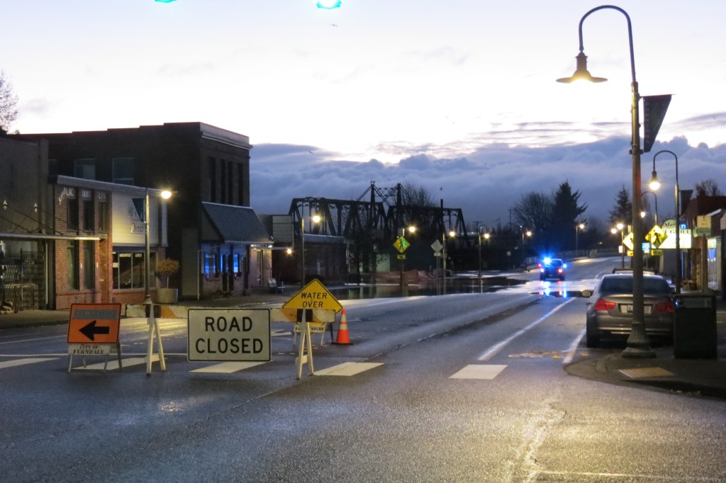 Main Street closure at 2nd Avenue looking east (November 16, 2021). Photo: Whatcom News