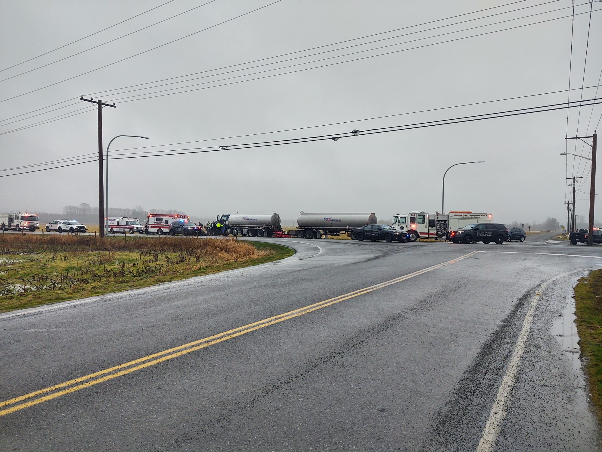 Scene of a semi-truck and passenger vehicle crash at Slater Road and Ferndale Road (January 18, 2022). Photo: Whatcom News