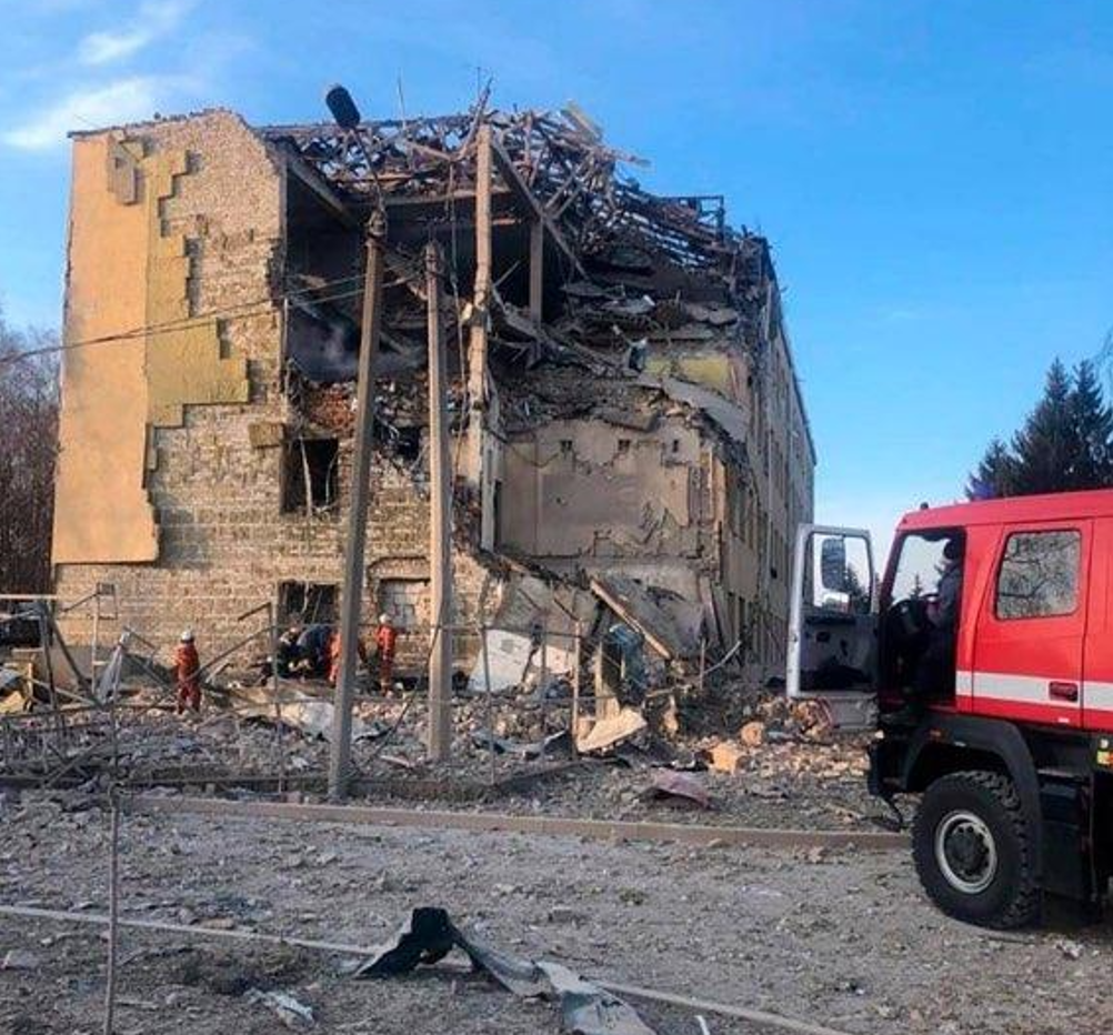 A building damaged by Russian attacks in Ukraine (Unknown date). Photo courtesy of Slavic Gospel Church of Bellingham