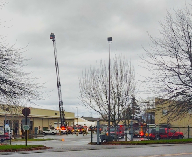 Scene of fire at WSDOT's Bellingham maintenance facility (March 17, 2022). Photo: Whatcom News