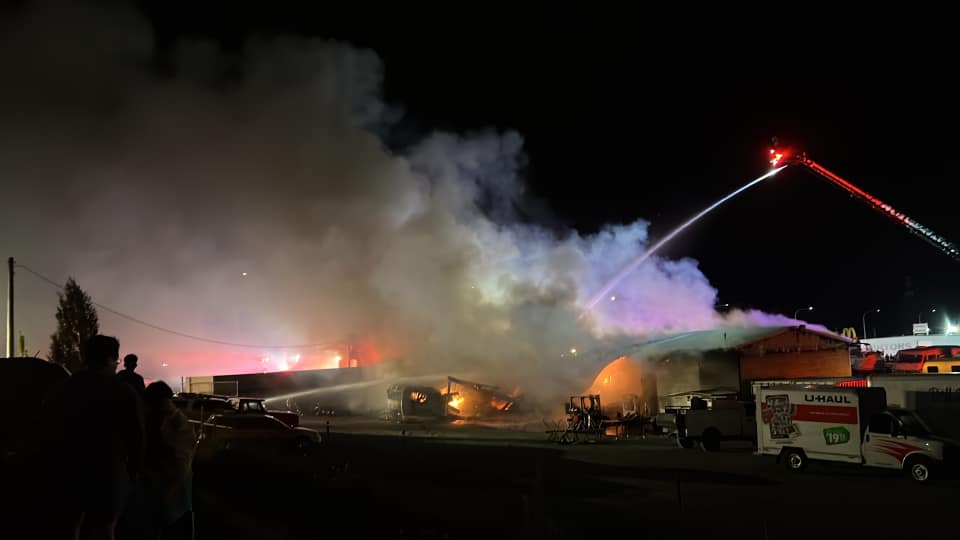 Scene of commercial structure fire in Lynden (July 16, 2022). Photo: Yesenia Rodriguez