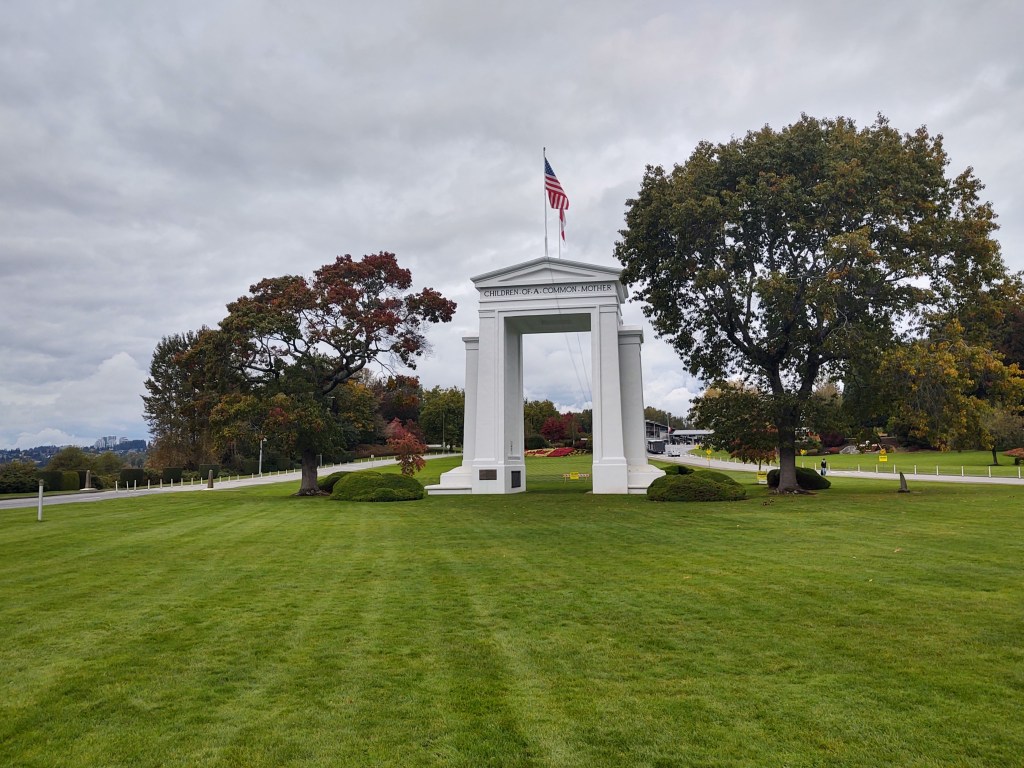 Peace Arch US Port of Entry - US-Canada Border (October 13, 2021). Photo: Whatcom News