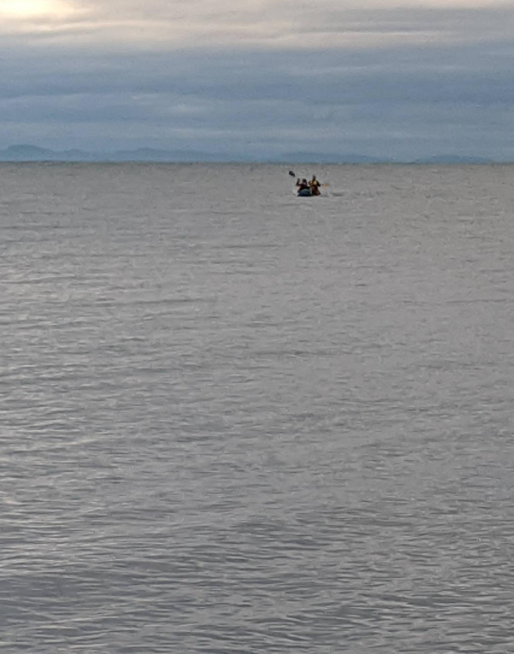 Scene of 2 kayakers being rescued by 2 other kayakers (December 10, 2022). Photo courtesy of Lisa Covey