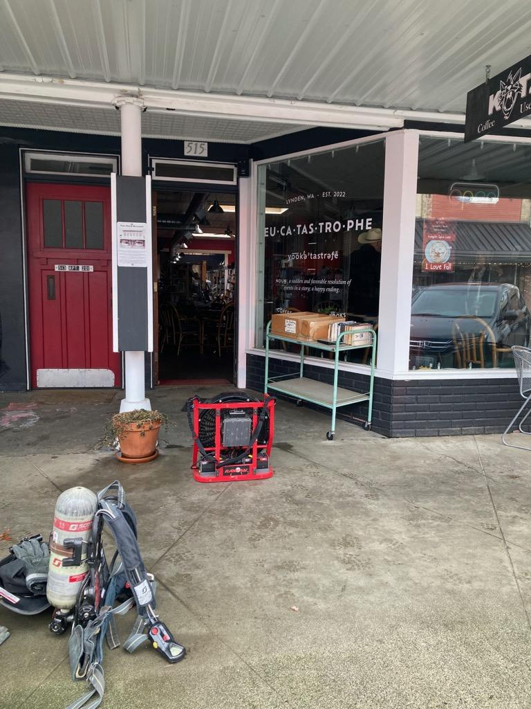 Scene outside a Lynden business following a report of a commercial fire (December 28, 2022). Photo courtesy of NWFR