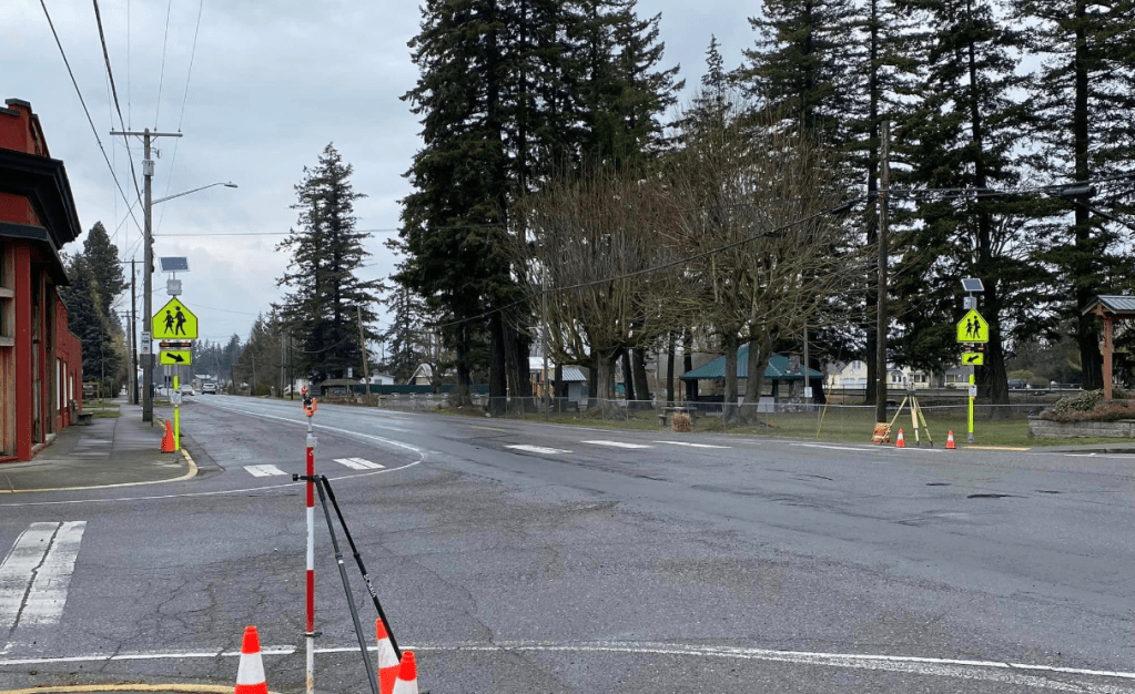 Lighted crosswalk signs in place at the intersection of Nooksack Road and E Madison Street in Nooksack (March 21, 2023). Photo courtesy of City of Nooksack