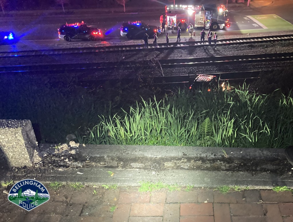 Scene of single vehicle crash at end of Broadway (May 2, 2023). Photo: Bellingham Police Department