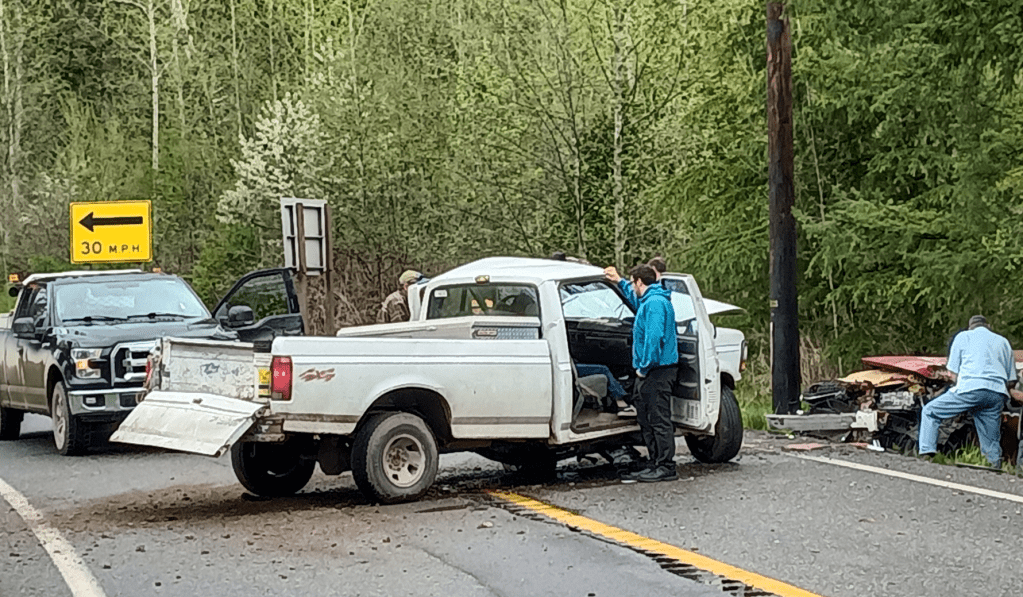 Scene of 2-car crash on Valley Highway (May 1, 2023). Photo courtesy of Richard Banel
