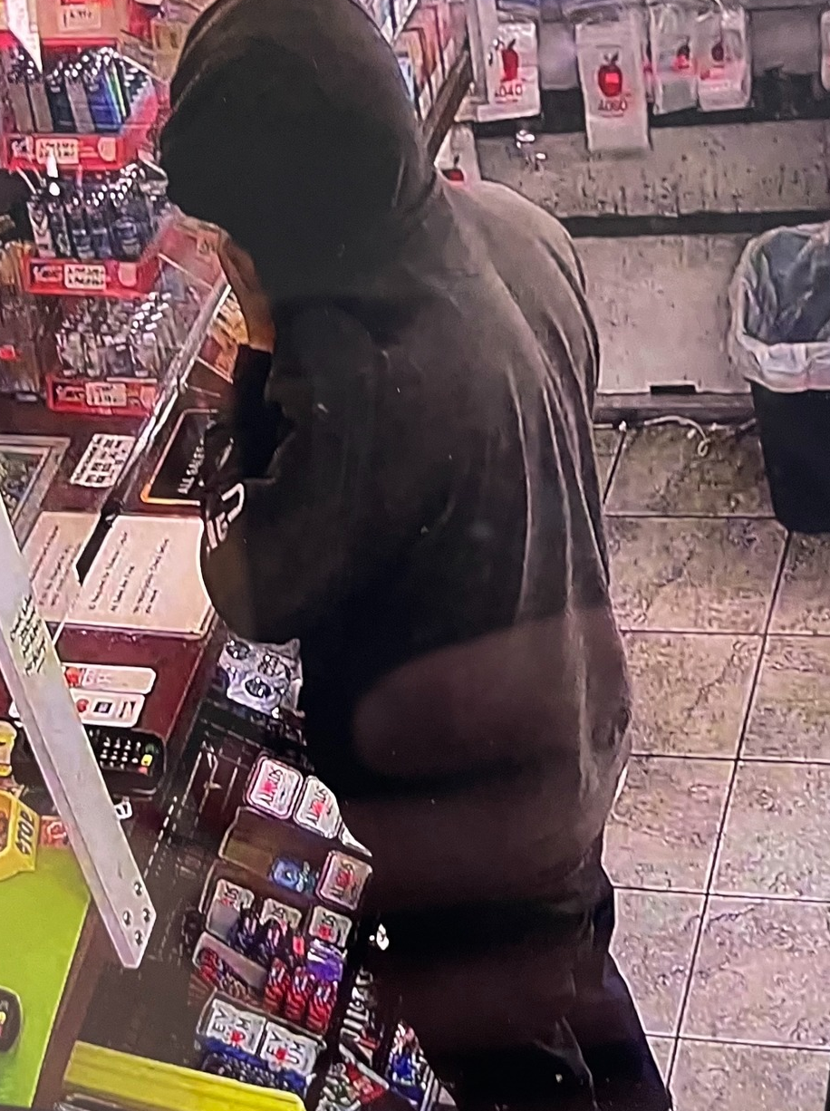 Armed robbery suspect arrested after being chased from Bellingham store ...
