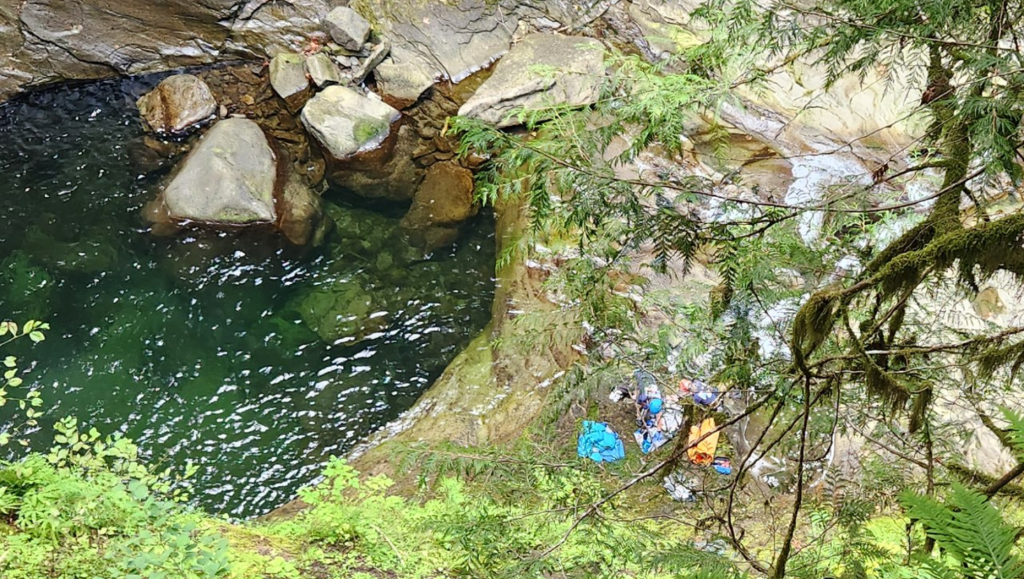 WCFD14 personnel prepare a fall victim for transport at Racehorse Falls (September 10, 2024). Photo: WCFD14
