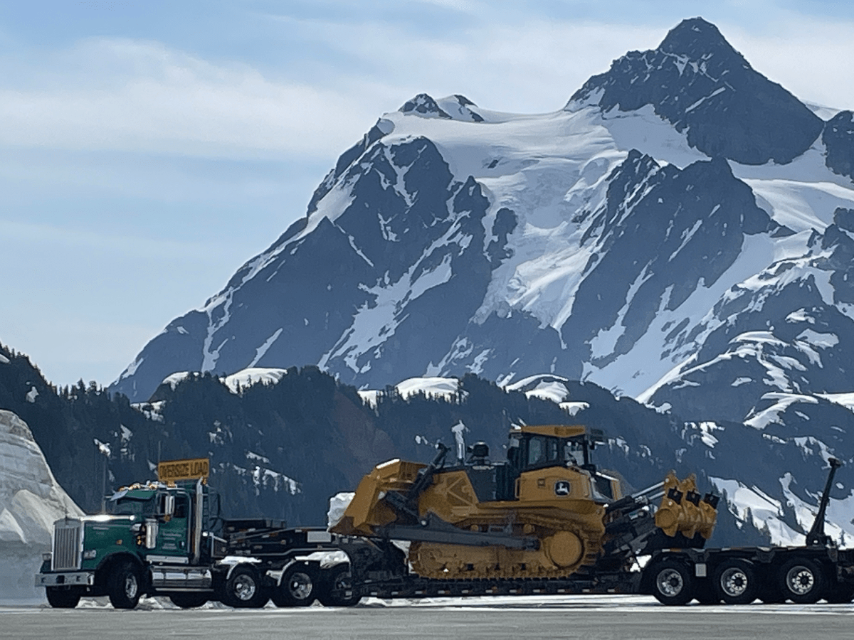 WSDOT: Clearing the road to Artist Point has begun