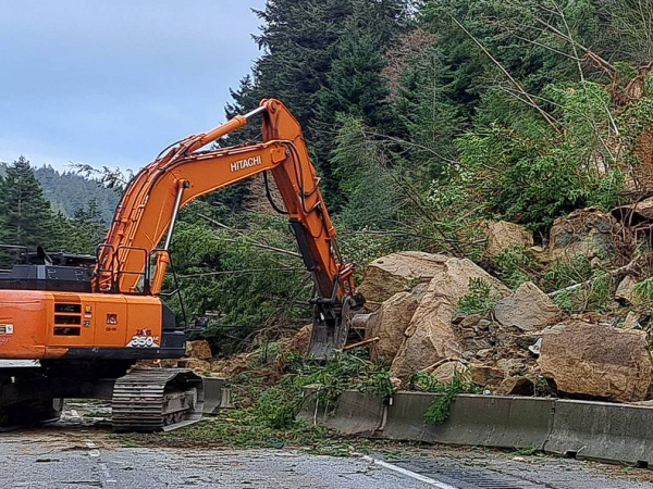Bellingham northbound I-5 repair timeline expected Weds.
