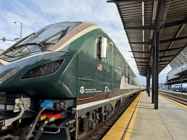 Airo trainset begins final phase of testing for Amtrak Cascades route